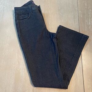 NYDJ dark blue bootleg jeans in women’s size 6